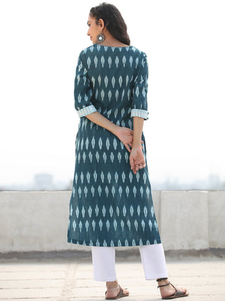Tagai Samah- Set of Ikat Kurta & Pants  - KS126A2418