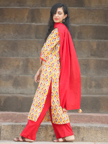 Garden In Yellow - Hand Block Printed Kurta Set With Dupatta - SS01F776