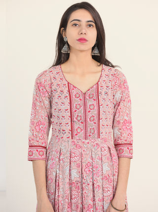 Fiza Tanvi Pleated Dress