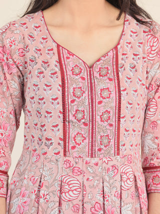 Fiza Tanvi Pleated Dress