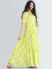 Nazmil - Green Bandhani Printed Tier Long Dress With Weld Pockets - D408F2206