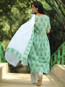 High Slit - Block Printed Kurta Set With Dupatta - SS01F1864