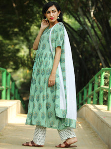 High Slit - Block Printed Kurta Set With Dupatta - SS01F1864
