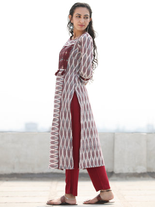 Tagai Ushna- Set of Ikat Kurta & Pants  - KS127A2420
