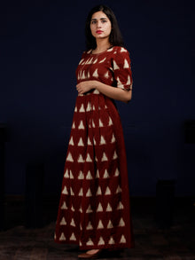 Reddish Brown Ivory Long Ikat Knife Pleated Dress With Side Pockets - D312F1564