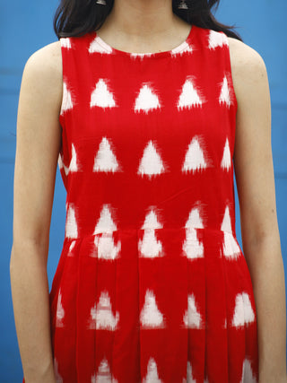 Red White Long Sleeveless Handwoven Double Ikat Dress With Knife Pleats & Side Pockets - D32F766