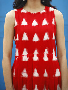 Red White Long Sleeveless Handwoven Double Ikat Dress With Knife Pleats & Side Pockets - D32F766