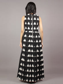 Black Ivory Long Sleeveless Handwoven Double Ikat Dress With Knife Pleats & Side Pockets - D32F828