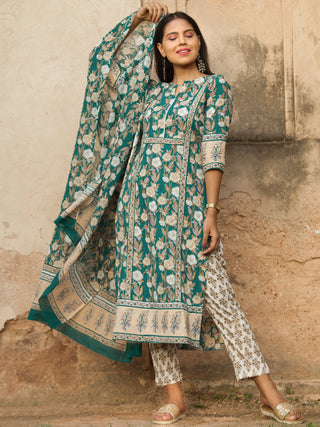 Nayab Rafya - Set of Kurta Pants & Dupatta - KS14E2560D