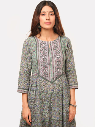 Harit Fiza Set Of Flared Kurta Pants Dupatta