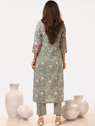 Fiza Pari Set Of Straight Kurta Pant Dupatta