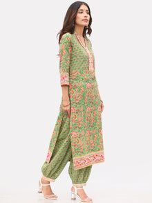 Harit Aisha Set Of Kurta Salwar Pants Dupatta