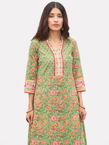 Harit Aisha Set Of Kurta Salwar Pants Dupatta