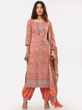 Gulal Faghir Set Of Kurta Salwar Pants Dupatta