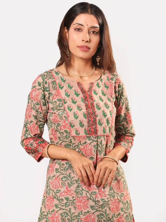 Fiza Manal Kurta