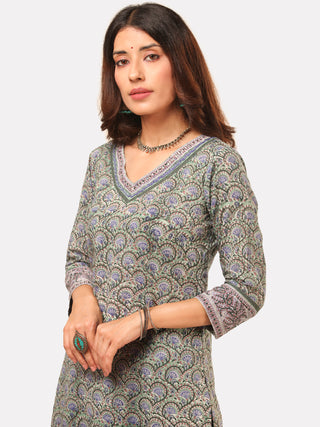 Harit Prerna Set Of Kurta Pant Dupatta