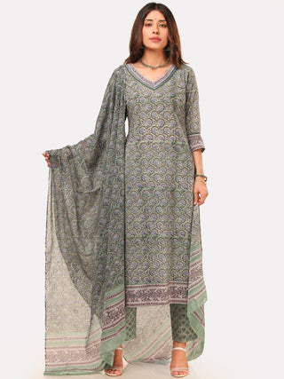 Harit Prerna Set Of Kurta Pant Dupatta