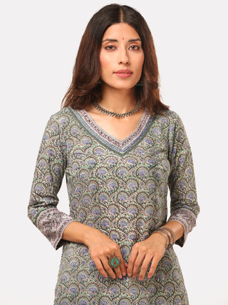 Harit Prerna Set Of Kurta Pant Dupatta