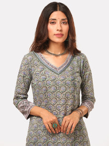 Harit Prerna Kurta