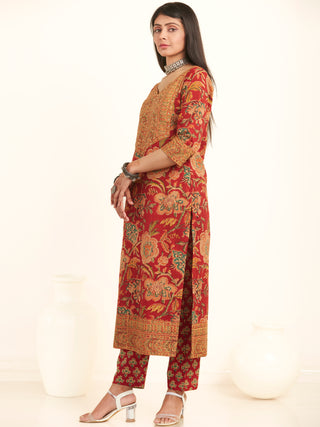 Jashn Mannat Set Of Kurta Pants Dupatta