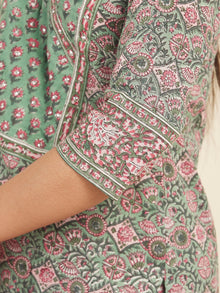 Jashn Meena Set Of Kurta Pants Kota Doria Dupatta