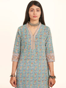 Jashn Parigul Set Of Kurta Salwar Pants Kota Dupatta