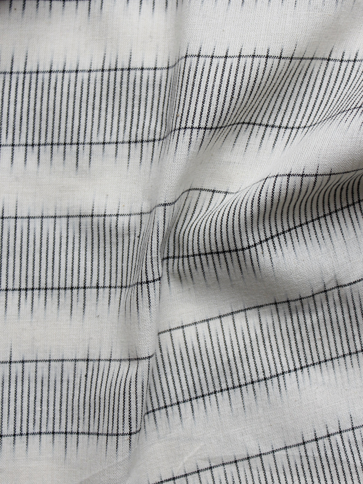 Ivory Black Pochampally Hand Woven Ikat Fabric Per Meter - F002F950