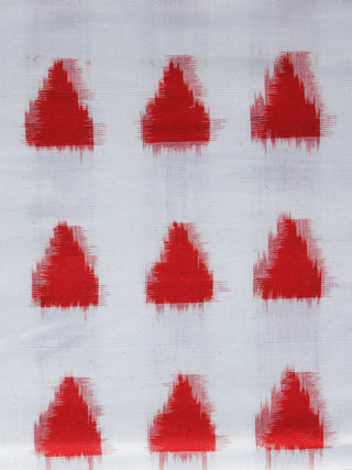White Red Pochampally Hand Weaved Double Ikat Fabric Per Meter - F003F1236