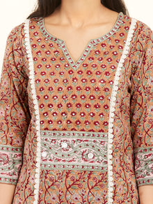 Jashn Neha Set Of Kurta Pants Kota Doria Dupatta