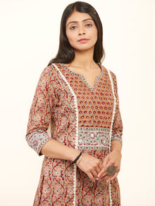 Jashn Neha Set Of Kurta Pants Kota Doria Dupatta