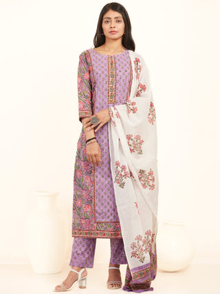 Jashn Kashvi Set Of Kurta Pants Dupatta