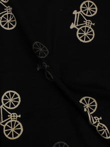 Black White Hand Block Printed Cotton Cambric Fabric Per Meter - F0916166