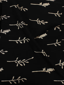 Black White Hand Block Printed Cotton Cambric Fabric Per Meter - F0916168