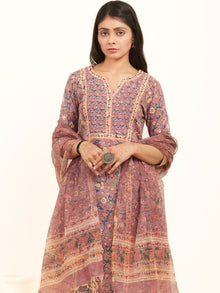 Jashn Vrishti Set Of Kurta Pants Kota Dupatta