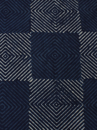 Indigo White Hand Block Printed Cotton Cambric Fabric Per Meter - F0916154