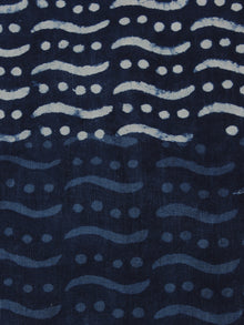 Indigo White Hand Block Printed Cotton Cambric Fabric Per Meter - F0916138