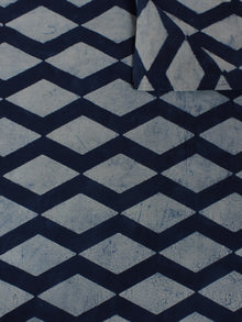 Indigo White Hand Block Printed Cotton  cambric Fabric Per Meter - F0916011