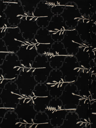Black White Hand Block Printed Cotton  Cambric Fabric Per Meter - F0916056