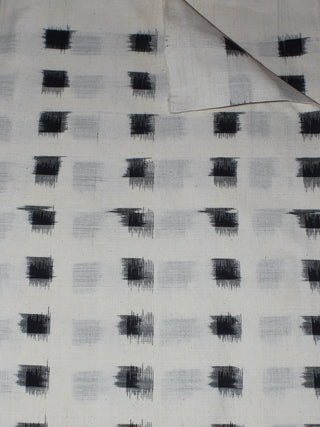 White Black Pochampally Hand Weaved Double Ikat Fabric Per Meter - F0916661