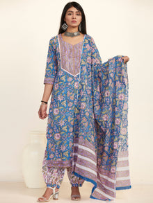 Jashn Farah Set Of Kurta Salwar Pants Dupatta