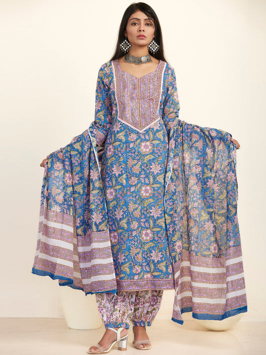 Jashn Farah Set Of Kurta Salwar Pants Dupatta