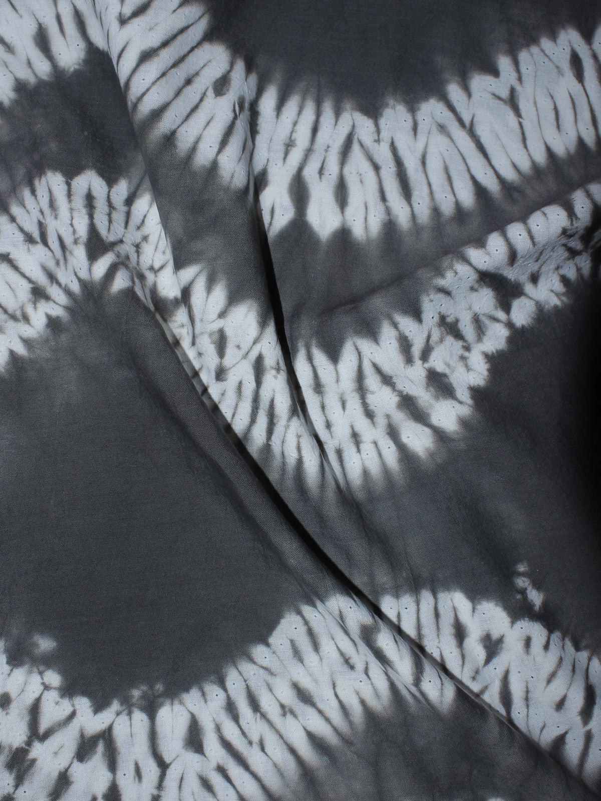 Black White Hand Block Printed Shibori Cotton Cambric Fabric Per Meter - F0916278