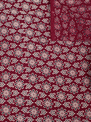 Red Ivory Black Ajrakh Block Printed Cotton Fabric Per Meter - F0916680