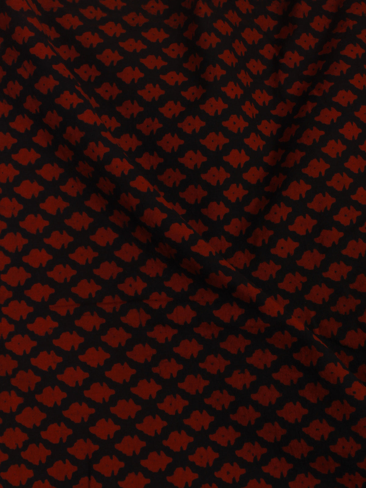 Black Red Hand Block Printed Cotton Cambric Fabric Per Meter - F0916101