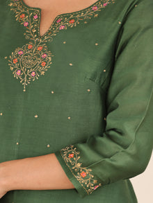 Utsav Zara Set Of Chanderi Silk Kurta Pants Dupatta