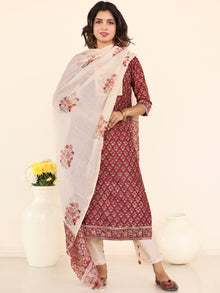 Jashn Lahma Set Of Kurta Pants Chanderi Dupatta