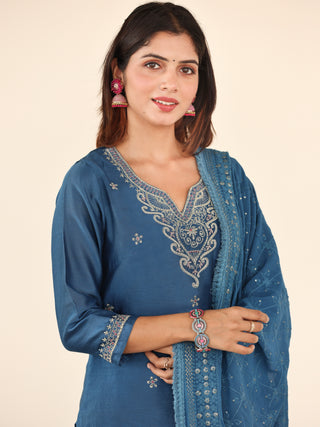 Utsav Sneha Set Of Chanderi Silk Kurta Pants Dupatta