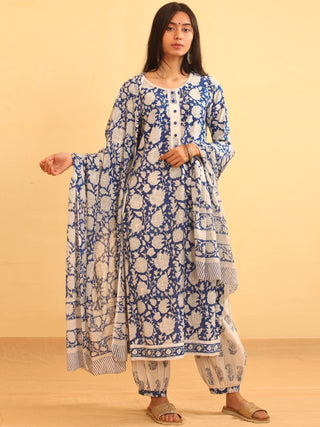 Rutba Mehreen - Set of Kurta Pants & Dupatta - KS06A2598D
