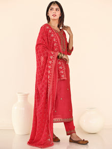 Utsav Resham Set Of Silk Kurta Pants Dupatta