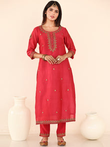 Utsav Resham Set Of Silk Kurta Pants Dupatta